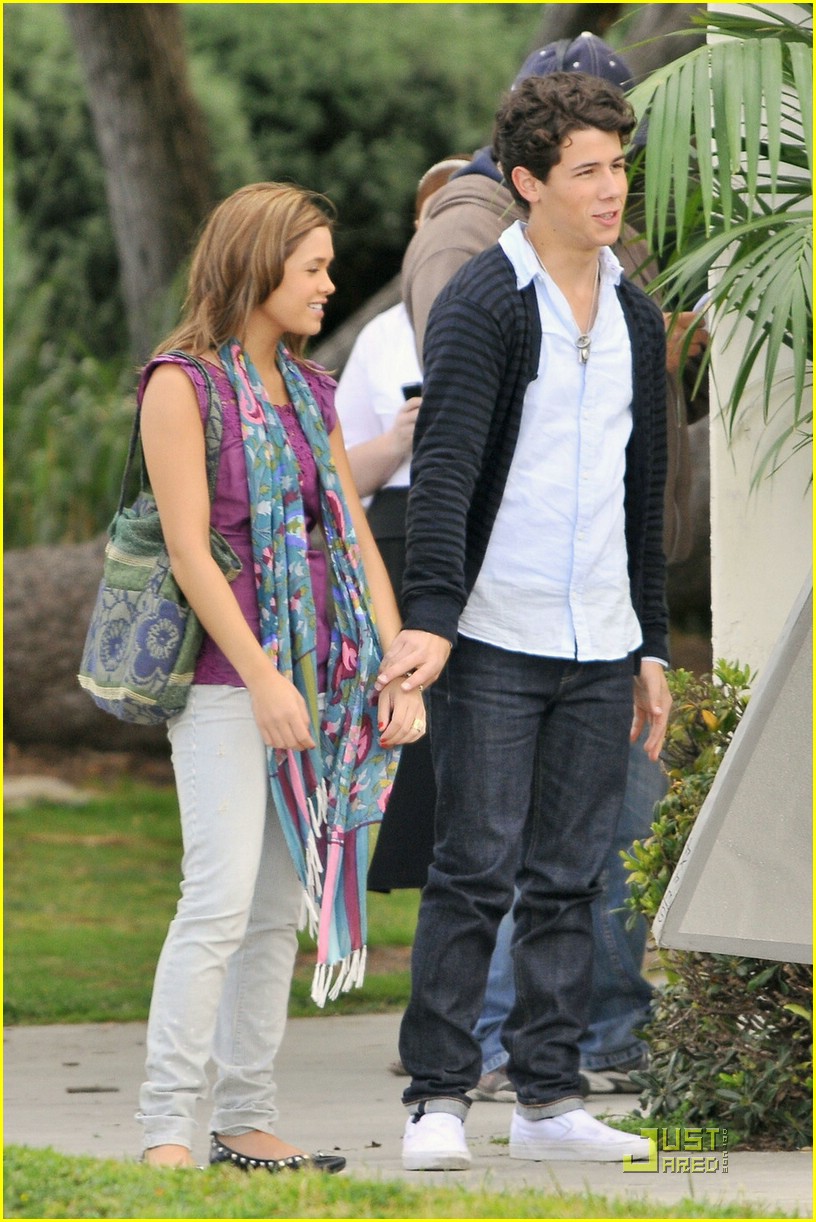Nick jonas nicole anderson